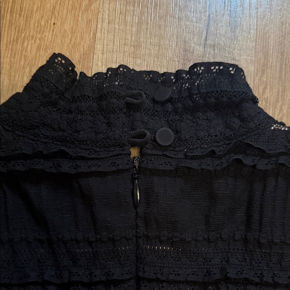 Black Long Sleeve Lace Top - Picture 8 of 9